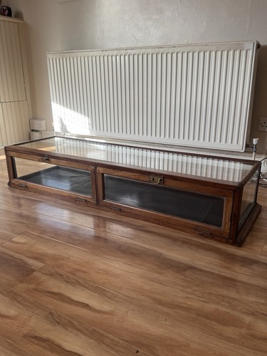 Display cabinet with glass - display,