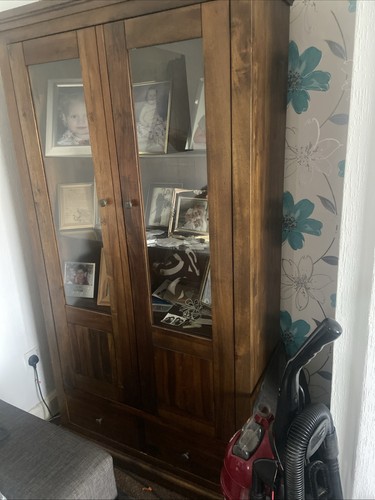 Solid oak display - solid,
