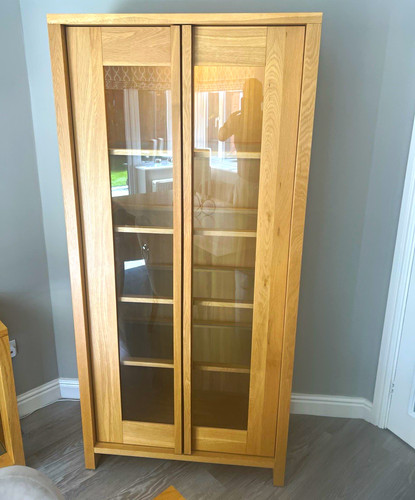 Oak effect glass - glass-front, display