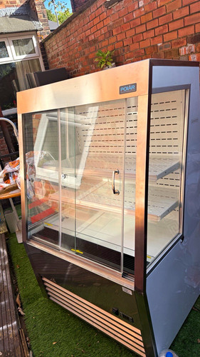 Polar glass door merchandising - glass,